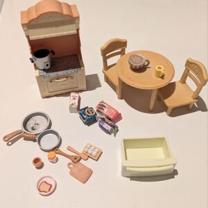 Sylvanian Calico Critters Lil' Woodzeez Kitchen Furniture Plus